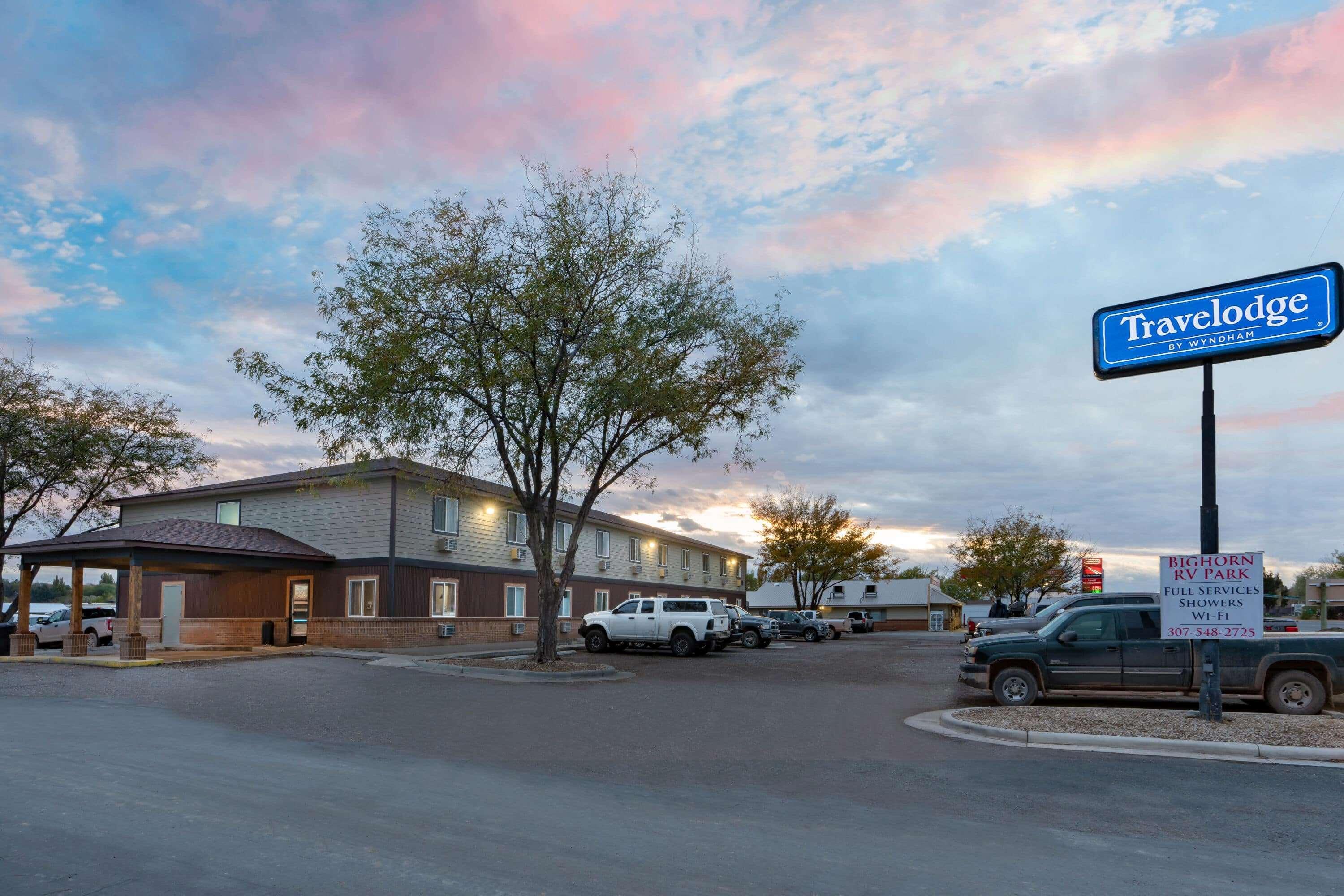Travelodge By Wyndham Lovell Bighorns Ngoại thất bức ảnh