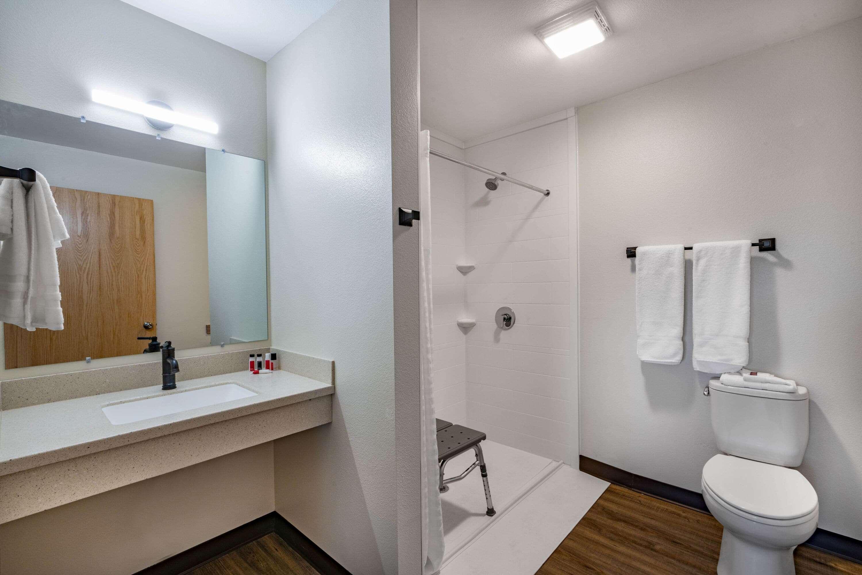 Travelodge By Wyndham Lovell Bighorns Ngoại thất bức ảnh